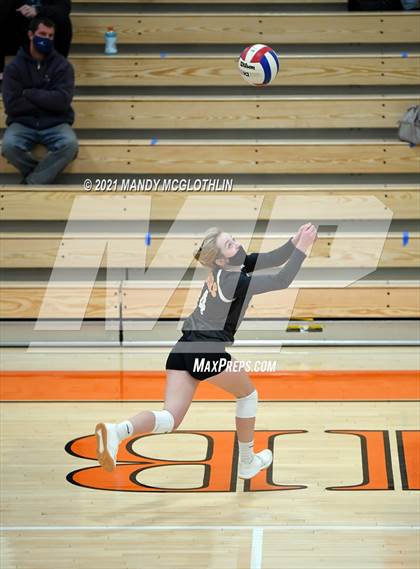 Thumbnail 3 in JV: Cuba/Spoon River Valley @ Illini Bluffs photogallery.