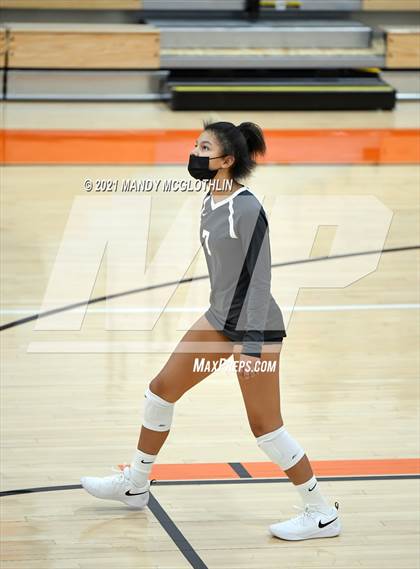 Thumbnail 1 in JV: Cuba/Spoon River Valley @ Illini Bluffs photogallery.