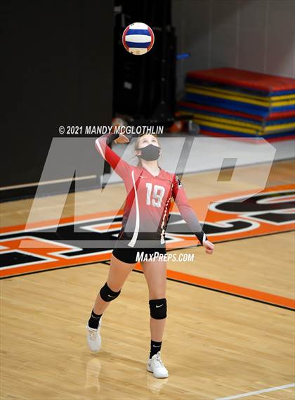 Thumbnail 3 in JV: Cuba/Spoon River Valley @ Illini Bluffs photogallery.