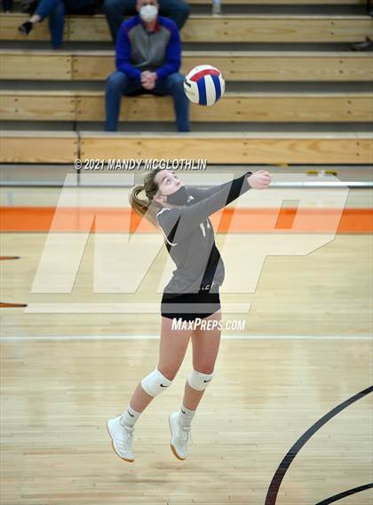Thumbnail 2 in JV: Cuba/Spoon River Valley @ Illini Bluffs photogallery.