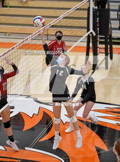 Thumbnail 1 in JV: Cuba/Spoon River Valley @ Illini Bluffs photogallery.