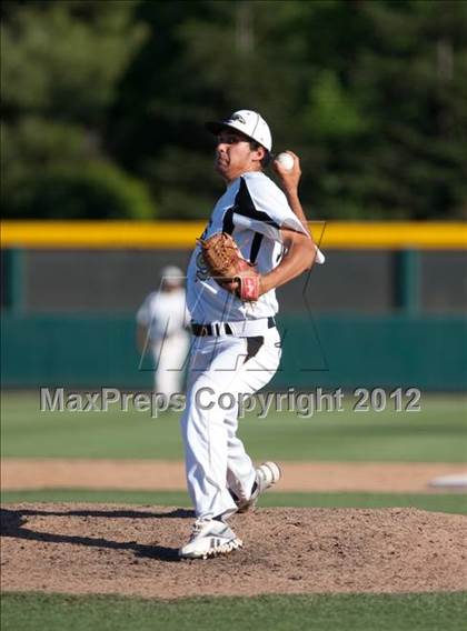 Thumbnail 3 in Enochs vs. Lodi (CIF SJS D1 Playoffs) photogallery.