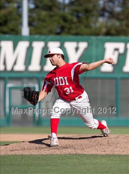 Thumbnail 1 in Enochs vs. Lodi (CIF SJS D1 Playoffs) photogallery.