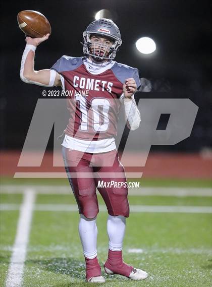 Thumbnail 2 in Drumright vs. Velma-Alma (OSSAA Class B Quarterfinal) photogallery.