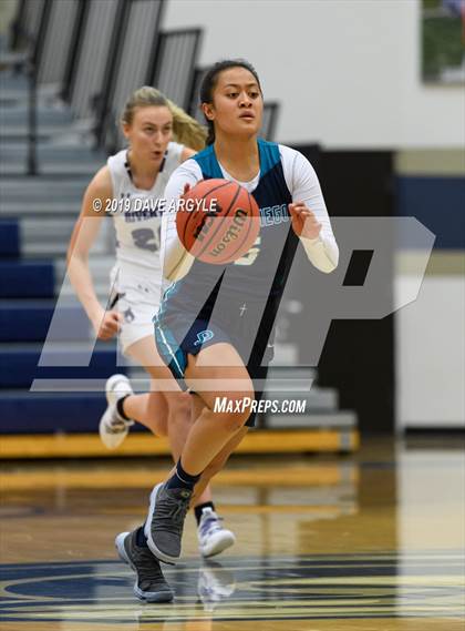 Thumbnail 3 in Juan Diego Catholic vs. Riverton photogallery.