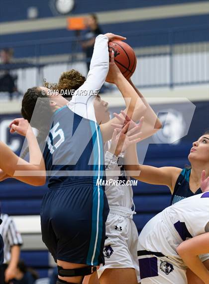 Thumbnail 3 in Juan Diego Catholic vs. Riverton photogallery.