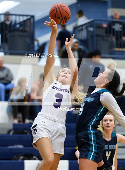 Thumbnail 3 in Juan Diego Catholic vs. Riverton photogallery.