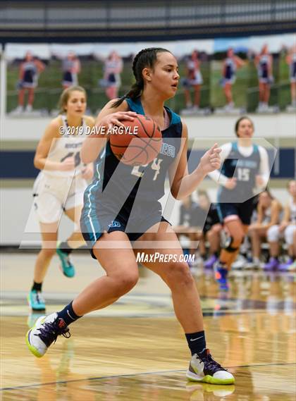Thumbnail 3 in Juan Diego Catholic vs. Riverton photogallery.