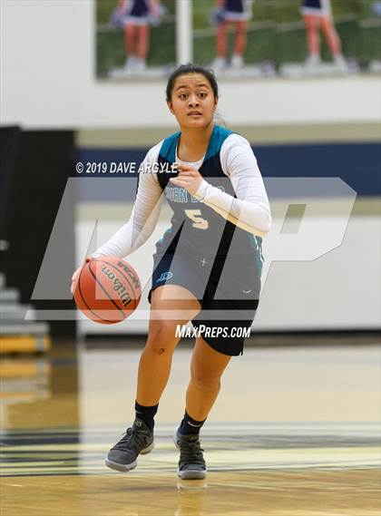 Thumbnail 3 in Juan Diego Catholic vs. Riverton photogallery.
