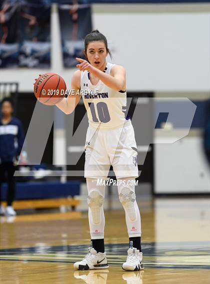 Thumbnail 2 in Juan Diego Catholic vs. Riverton photogallery.