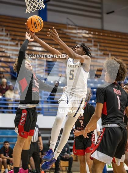 Thumbnail 3 in Red Springs vs. Northwood Temple Academy (Hoops and Dreams) photogallery.