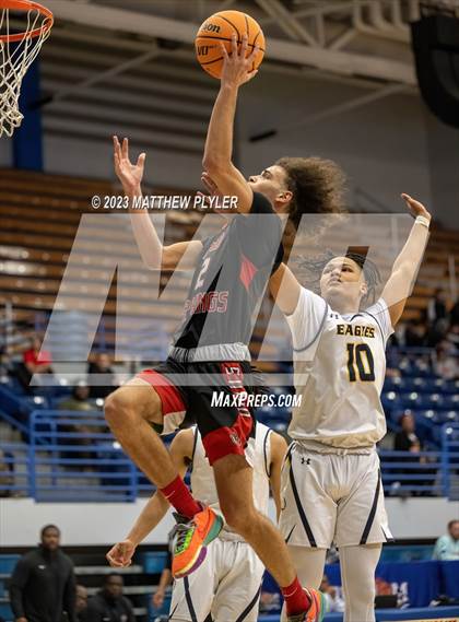 Thumbnail 1 in Red Springs vs. Northwood Temple Academy (Hoops and Dreams) photogallery.