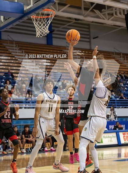 Thumbnail 3 in Red Springs vs. Northwood Temple Academy (Hoops and Dreams) photogallery.