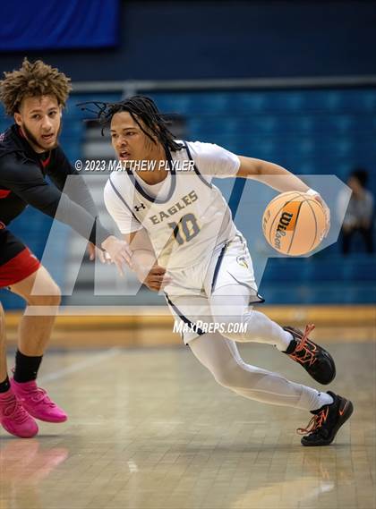 Thumbnail 1 in Red Springs vs. Northwood Temple Academy (Hoops and Dreams) photogallery.