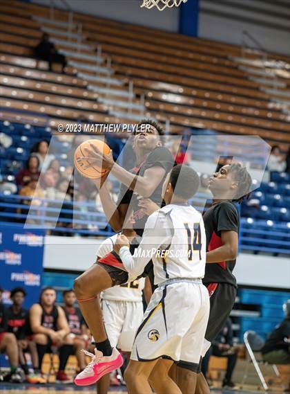 Thumbnail 3 in Red Springs vs. Northwood Temple Academy (Hoops and Dreams) photogallery.