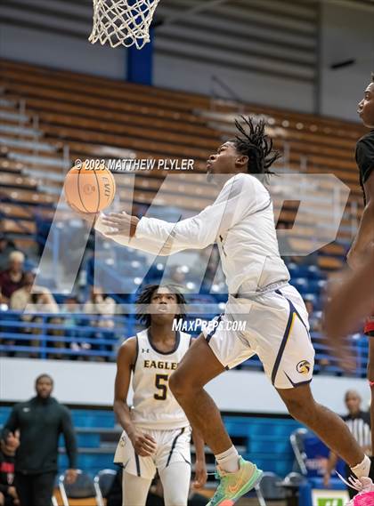 Thumbnail 3 in Red Springs vs. Northwood Temple Academy (Hoops and Dreams) photogallery.