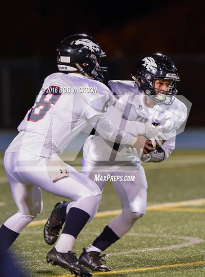 Thumbnail 1 in McDowell vs Austintown-Fitch photogallery.