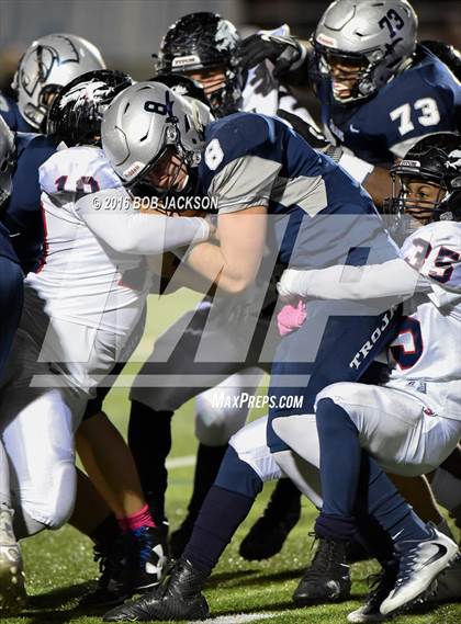 Thumbnail 2 in McDowell vs Austintown-Fitch photogallery.