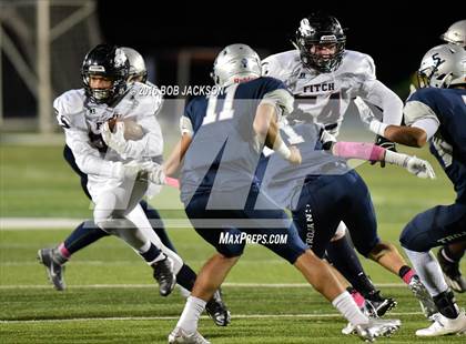 Thumbnail 1 in McDowell vs Austintown-Fitch photogallery.