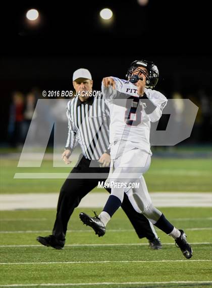 Thumbnail 1 in McDowell vs Austintown-Fitch photogallery.