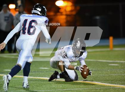 Thumbnail 3 in McDowell vs Austintown-Fitch photogallery.