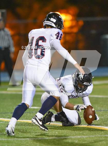 Thumbnail 1 in McDowell vs Austintown-Fitch photogallery.