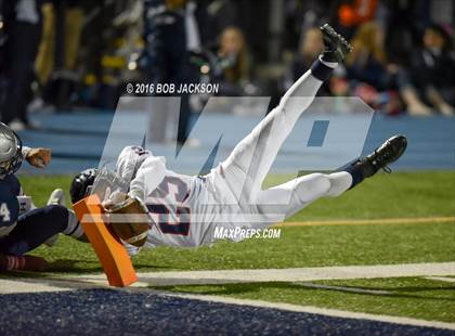 Thumbnail 3 in McDowell vs Austintown-Fitch photogallery.