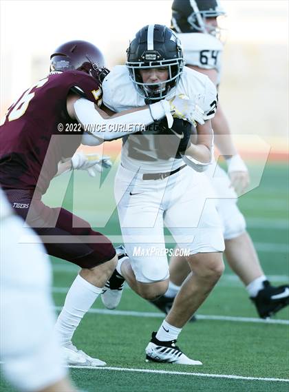 Thumbnail 1 in Vandegrift @ Dripping Springs photogallery.