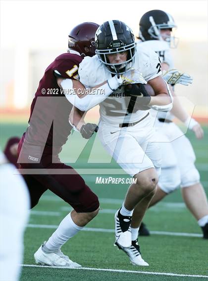 Thumbnail 2 in Vandegrift @ Dripping Springs photogallery.