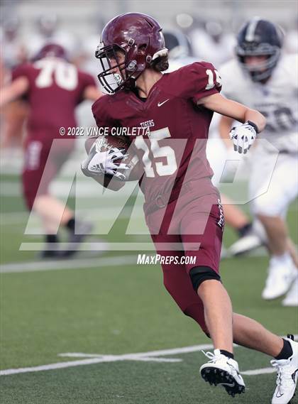 Thumbnail 1 in Vandegrift @ Dripping Springs photogallery.