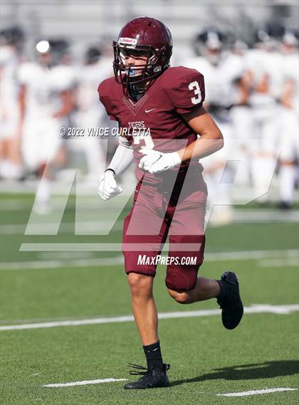 Thumbnail 1 in Vandegrift @ Dripping Springs photogallery.