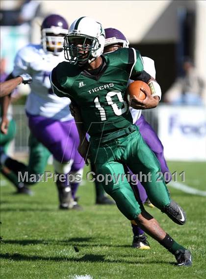 Thumbnail 3 in Durant vs. Mount Olive (MHSAA Class A Final) photogallery.