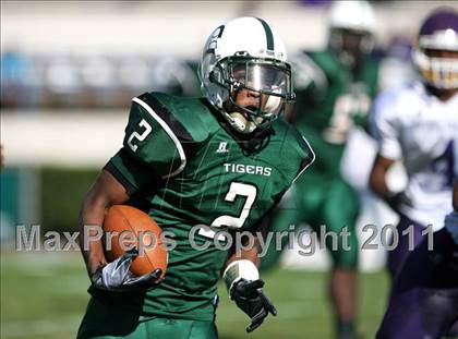 Thumbnail 1 in Durant vs. Mount Olive (MHSAA Class A Final) photogallery.