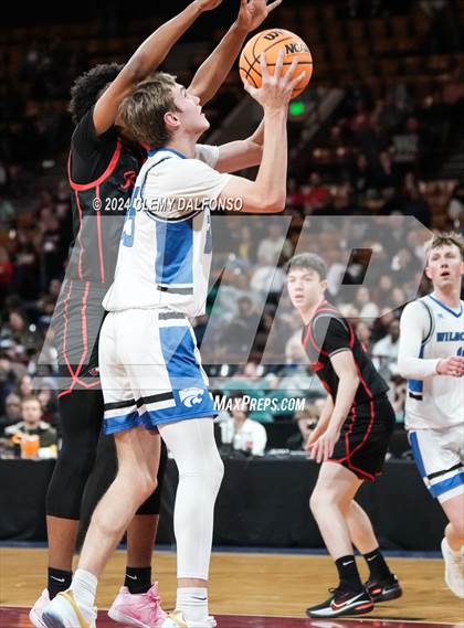 Thumbnail 1 in Eaglecrest vs Fruita Monument (CHSAA 6A Great 8) photogallery.