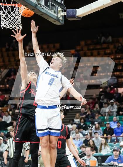 Thumbnail 3 in Eaglecrest vs Fruita Monument (CHSAA 6A Great 8) photogallery.