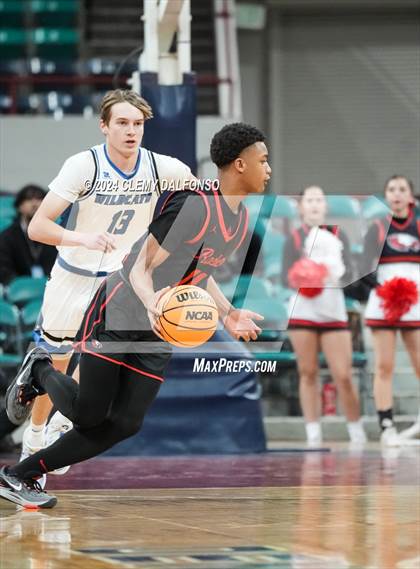 Thumbnail 3 in Eaglecrest vs Fruita Monument (CHSAA 6A Great 8) photogallery.