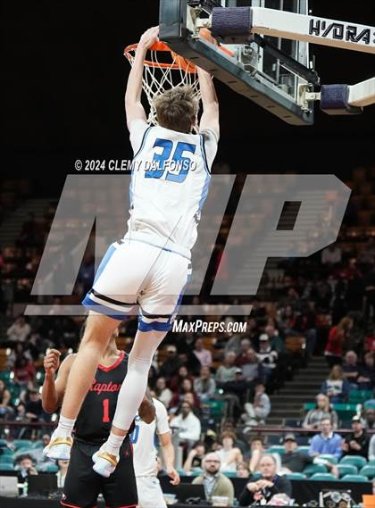Thumbnail 2 in Eaglecrest vs Fruita Monument (CHSAA 6A Great 8) photogallery.