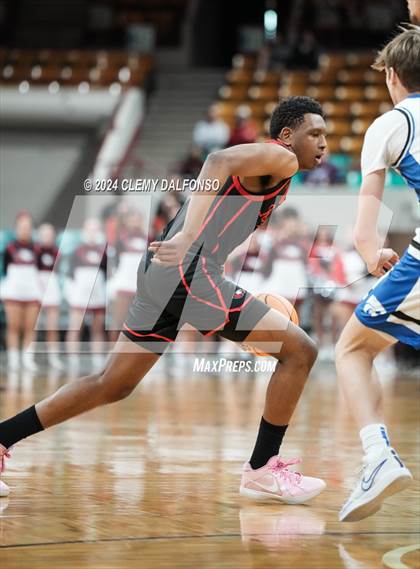 Thumbnail 2 in Eaglecrest vs Fruita Monument (CHSAA 6A Great 8) photogallery.