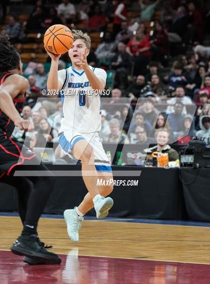 Thumbnail 2 in Eaglecrest vs Fruita Monument (CHSAA 6A Great 8) photogallery.