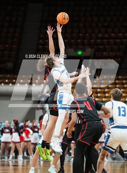 Thumbnail 1 in Eaglecrest vs Fruita Monument (CHSAA 6A Great 8) photogallery.