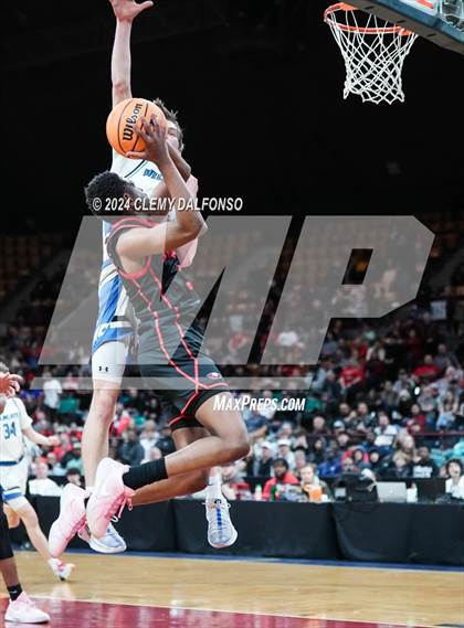 Thumbnail 1 in Eaglecrest vs Fruita Monument (CHSAA 6A Great 8) photogallery.