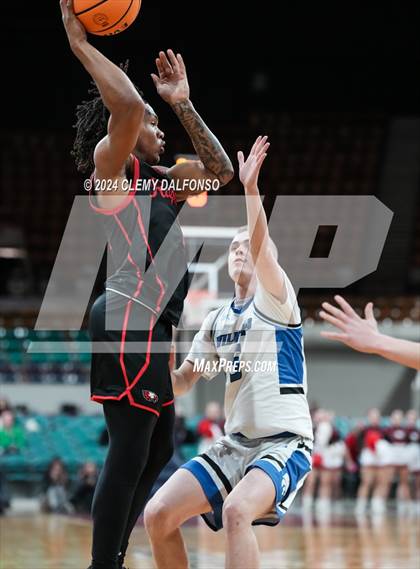Thumbnail 2 in Eaglecrest vs Fruita Monument (CHSAA 6A Great 8) photogallery.
