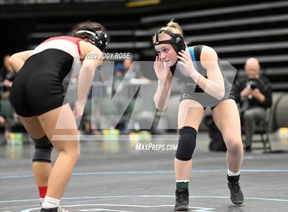 Thumbnail 3 in UHSAA 6A Wrestling photogallery.