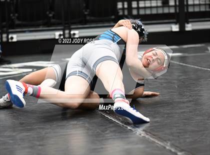 Thumbnail 1 in UHSAA 6A Wrestling photogallery.