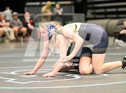 Thumbnail 1 in UHSAA 6A Wrestling photogallery.