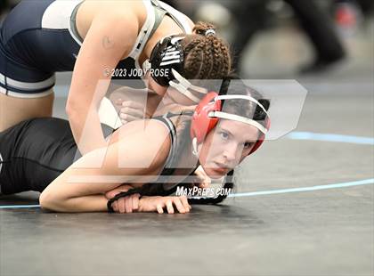Thumbnail 2 in UHSAA 6A Wrestling photogallery.