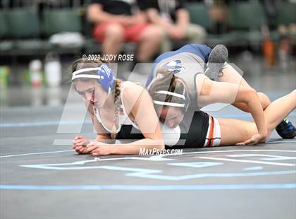 Thumbnail 2 in UHSAA 6A Wrestling photogallery.