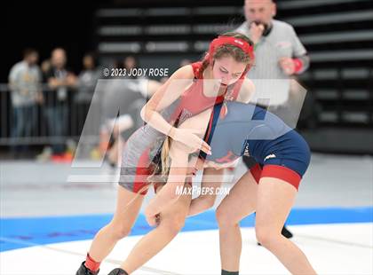 Thumbnail 2 in UHSAA 6A Wrestling photogallery.