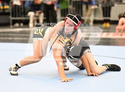 Thumbnail 2 in UHSAA 6A Wrestling photogallery.