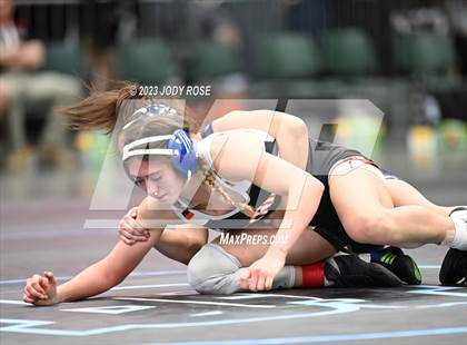 Thumbnail 3 in UHSAA 6A Wrestling photogallery.